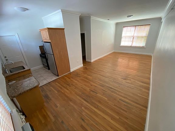 5th image of 439-449 Anastasia Ave #3