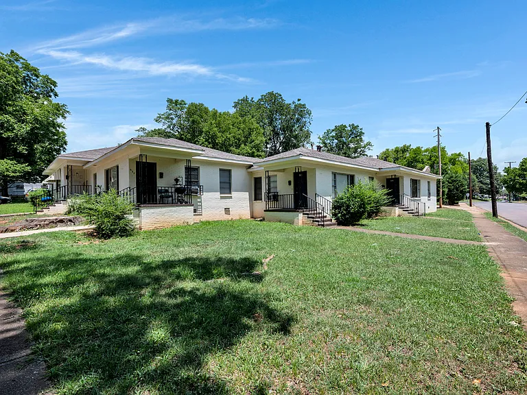 622 Jefferson Ave — Photo 8