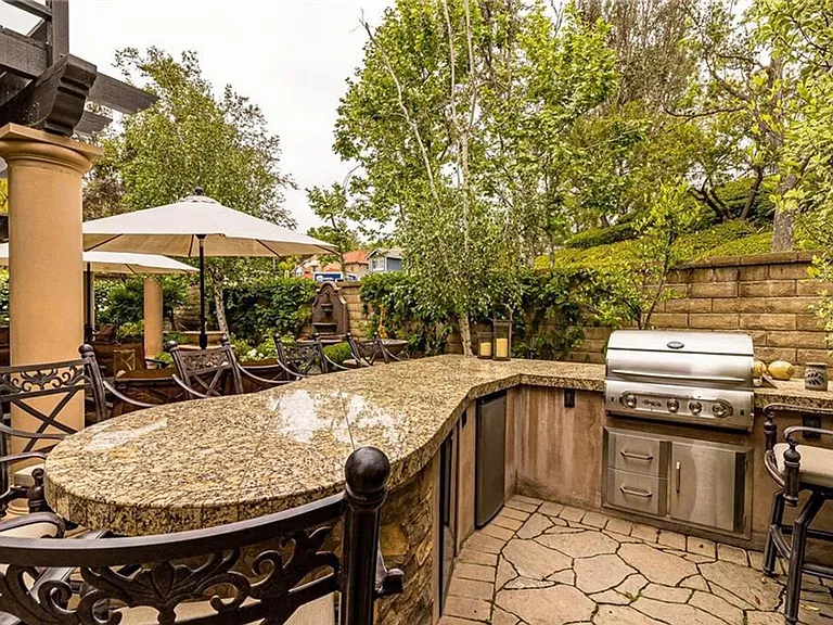 21832 Caminito Dr — Photo 20
