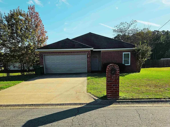 8119 Oxford Valley Dr, Mabelvale, AR 72103