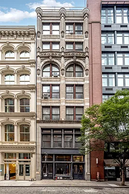 Sold by Building Equity Real Estate LLC | media 21