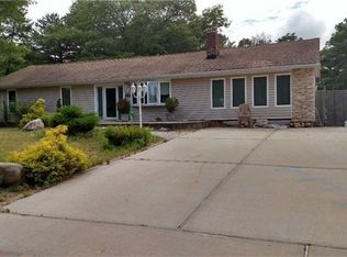 3 Marginwood Dr, Ridge, NY 11961