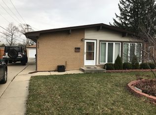 360 W Natoma Ave, Addison, IL 60101