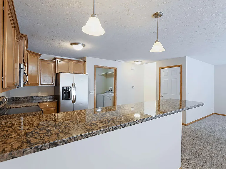 8815 Venice Ln — Photo 10