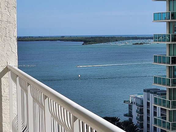 2nd image of 1200 Brickell Bay Dr APT 1819