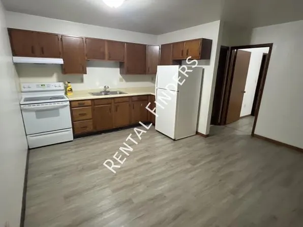 67 Champion Ave APT 3, Fond Du Lac, WI 54935