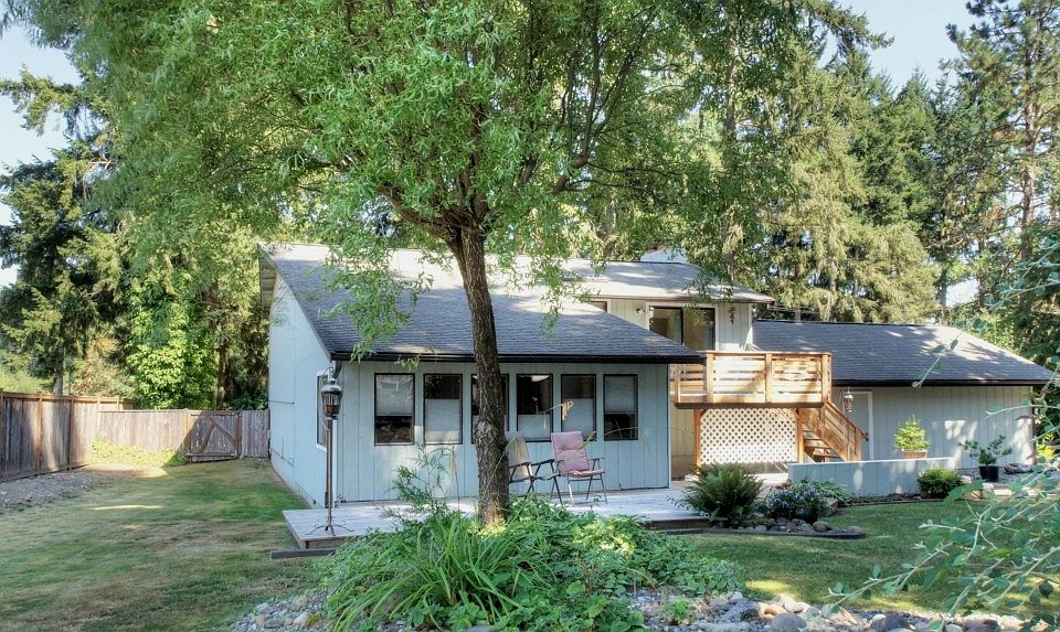 1st image of 15620 62nd Ave E
