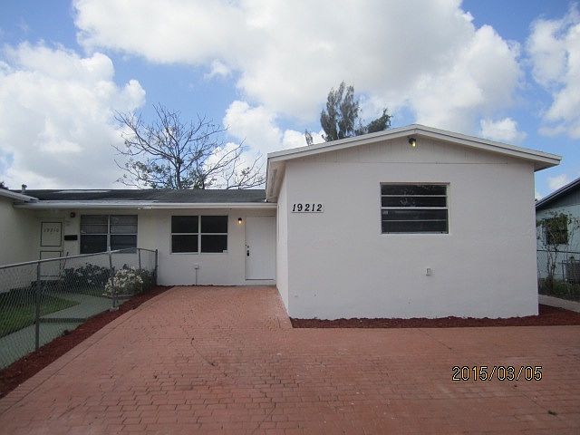 1st image of 19212 NW 35th Ave