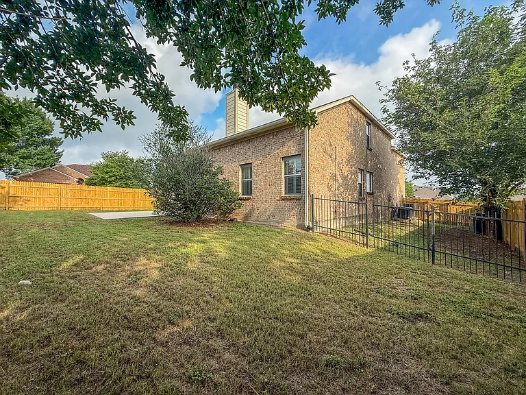 1777 Jacobs Ct #2 — Photo 31