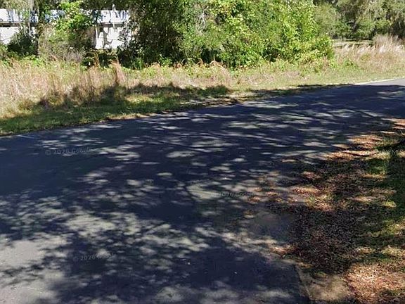 3rd image of 408 N WOODLAKE AVENUE
