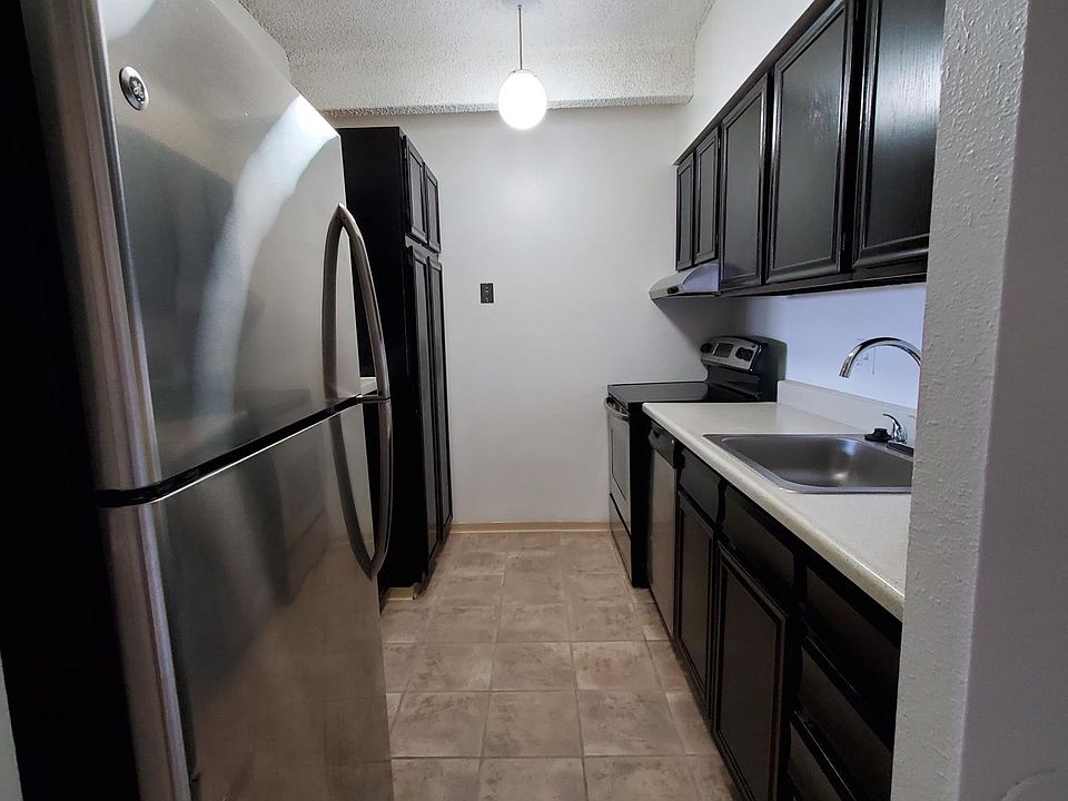 1st image of 1055 Logan St #302