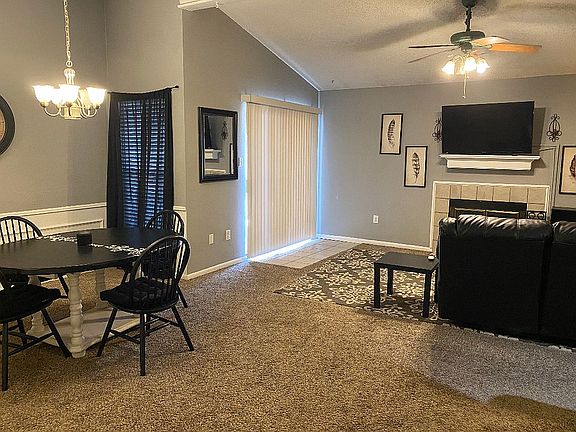 4th image of 20 Shady Brook Cir