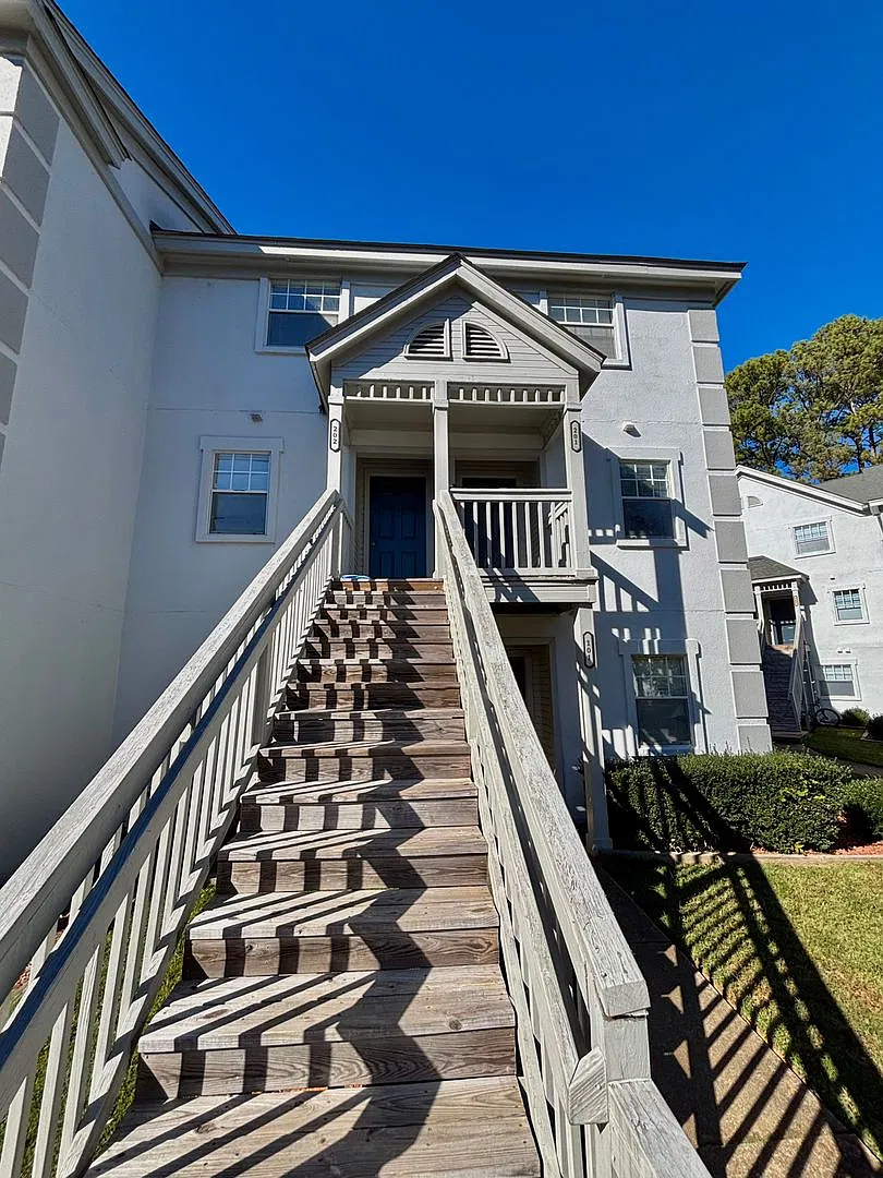 2504-201 Avent Ferry Rd, Raleigh, NC 27606 — Photo 2