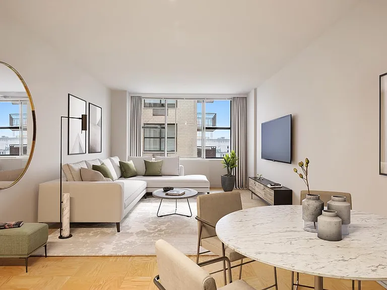 1365 York Ave #10H — Photo 3