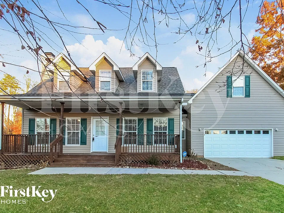2808 Lake Hill Ct