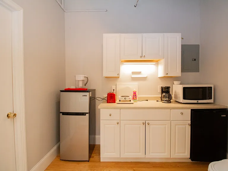 290 Beacon St #3B — Photo 7