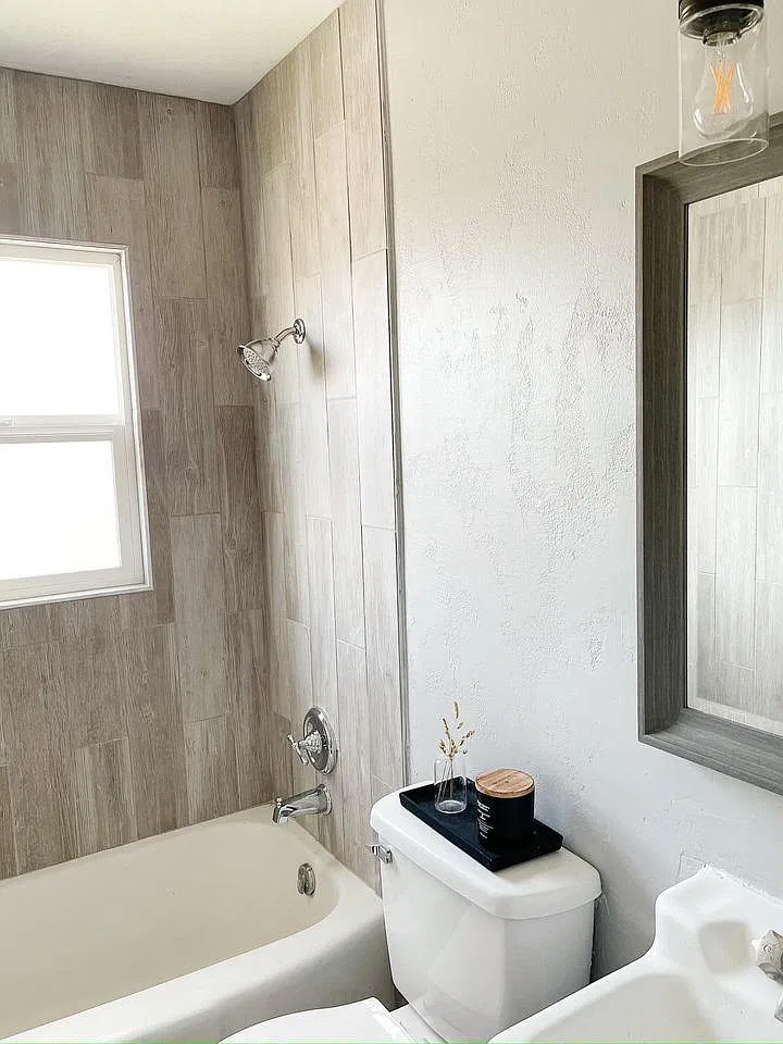 610 Vassar Way - 4 — Photo 1