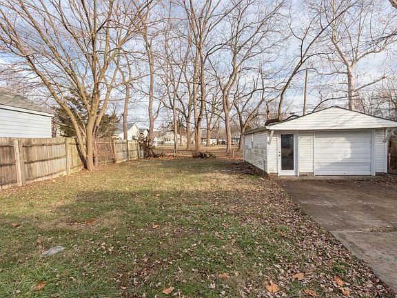 3rd image of 2029 N Dequincy St