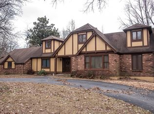 10 Elmcrest Acres, Saint Louis, MO 63138