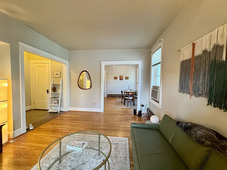 Nixon St. Apartments — Photo 5