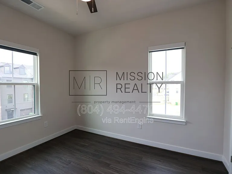 2100 Tobacco Mill St — Photo 24
