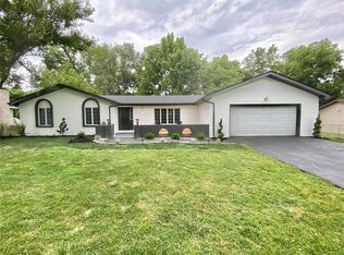 231 Glenwood Dr, Glen Carbon, IL