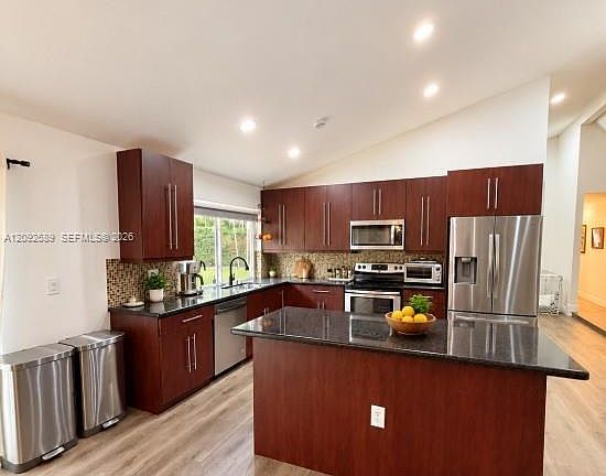 4th image of 13271 SW 98th St