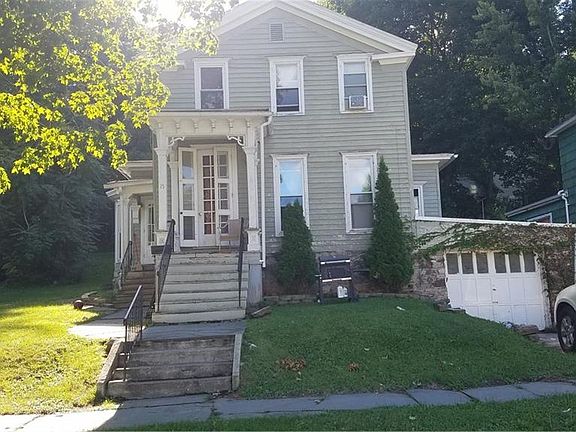 2nd image of 15 Maple St
