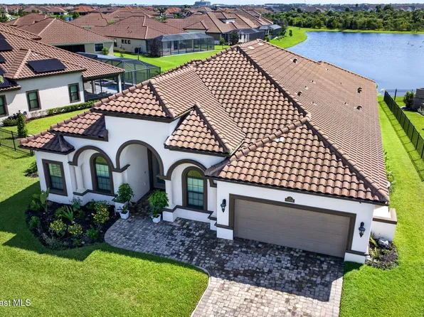 8289 Stonecrest Dr, Melbourne, FL 32940