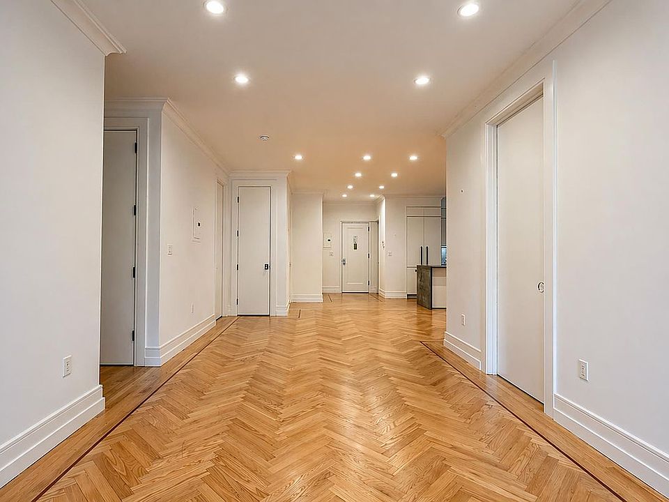 1st image of 24-39 38th St #B10b9
