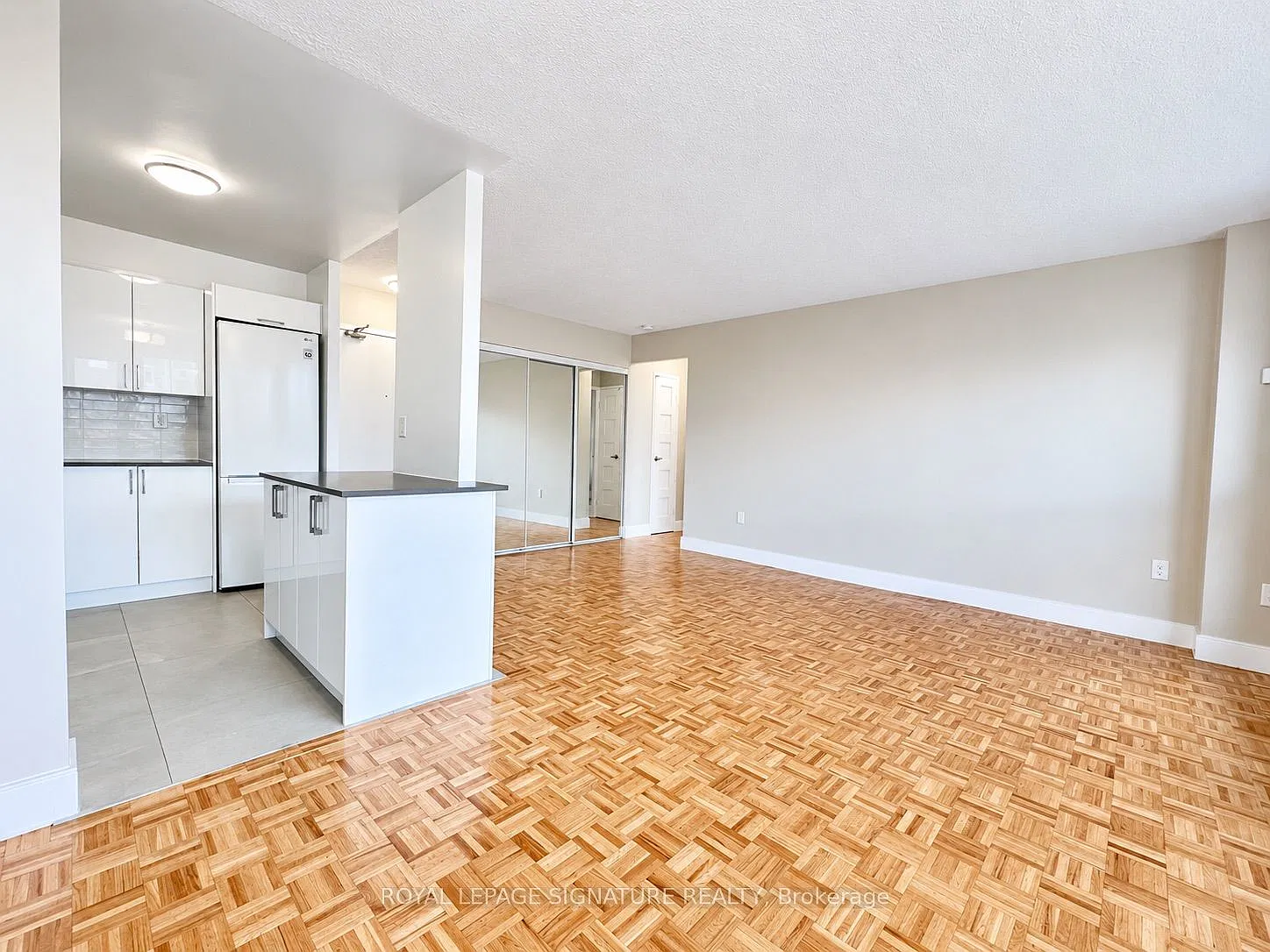 1 bed, $2,595 — Photo 4