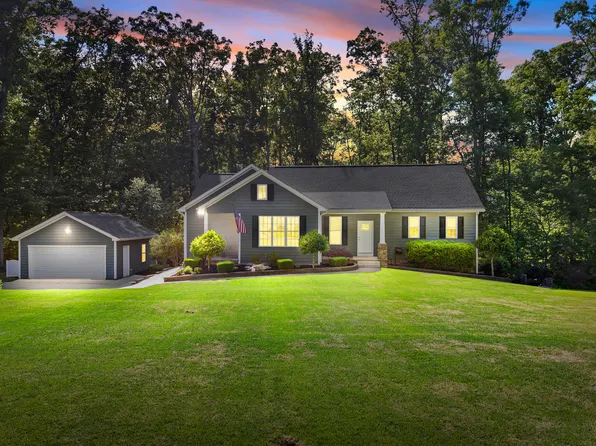 618 Prospectors Ln, Sanford, NC 27330