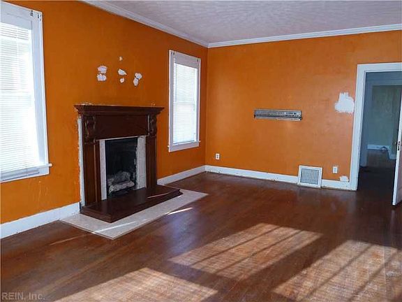 4th image of 163 Lasalle Ave