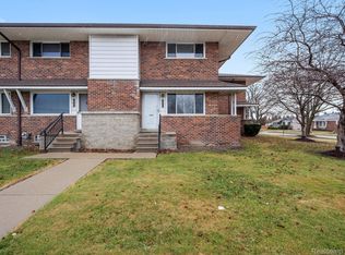 10033 Middlebelt Rd, Livonia, MI 48150