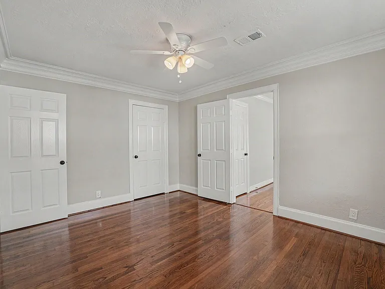 2805 Rosewood St — Photo 15