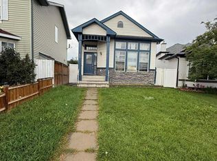 32 Tarington Mnr NE, Calgary, AB T3J4N2