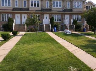 65 Wainwright Ave, Staten Island, NY 10312