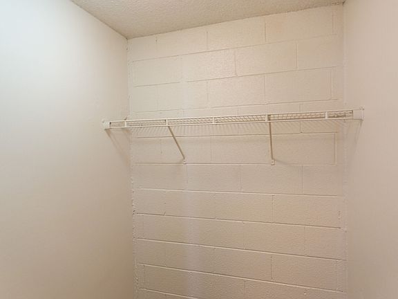 2nd image of 1000 Thompson Pl #Dc-27