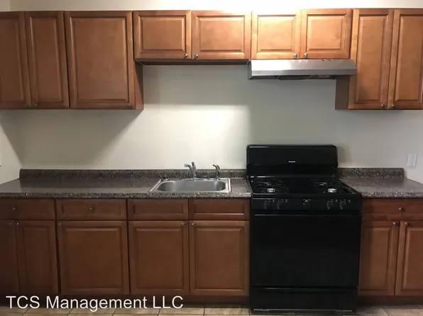 6026 Trinity St, Philadelphia, PA 19142