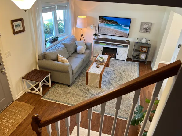 47 Birchwood Dr, Milford, NH 03055