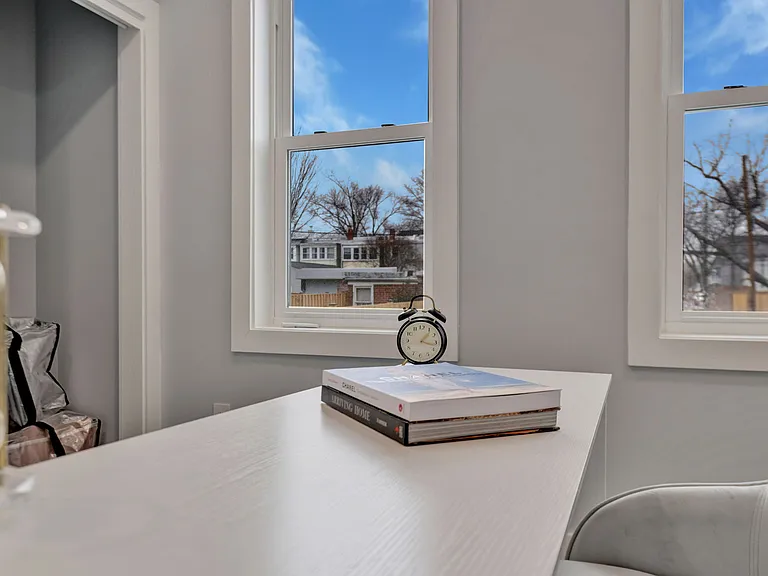 413 Ingraham St NW — Photo 9