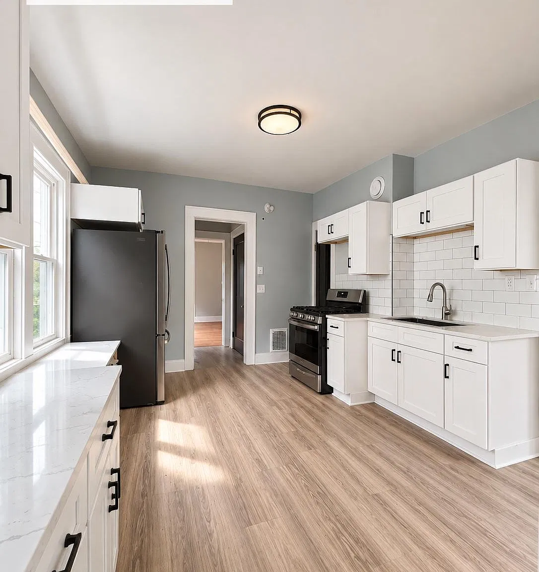 3 bed, 1.5 bath, 1712 sqft, $2,800 — Photo 3