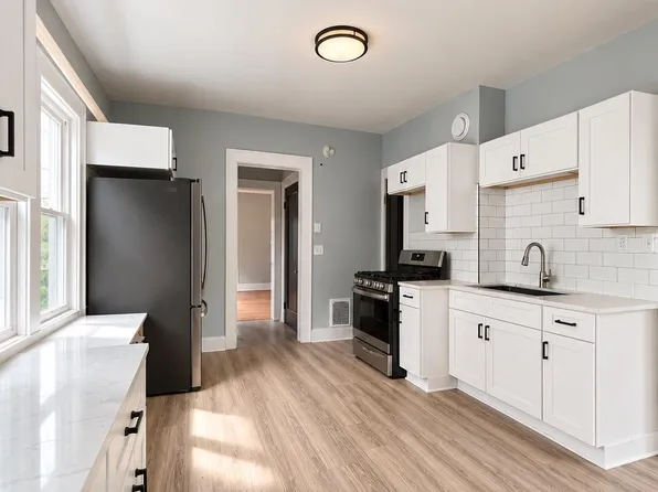 534 Elm St, Syracuse, NY 13203