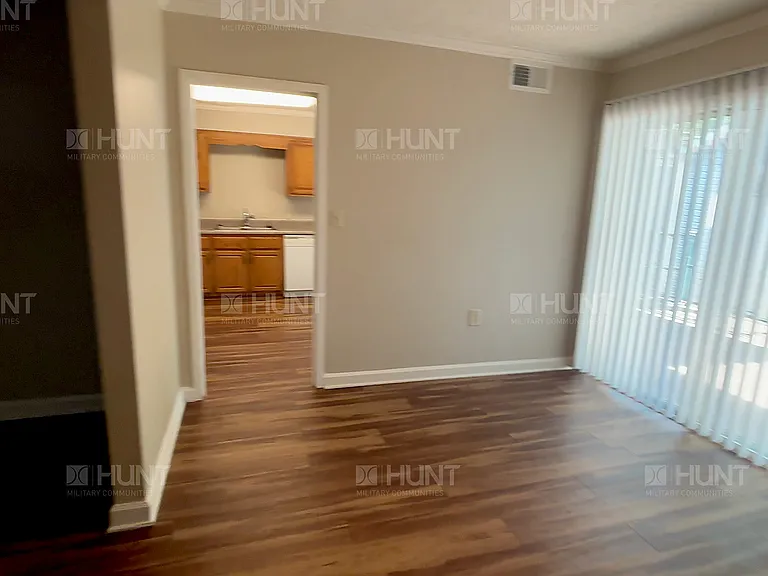 6065 Enterprise St — Photo 12