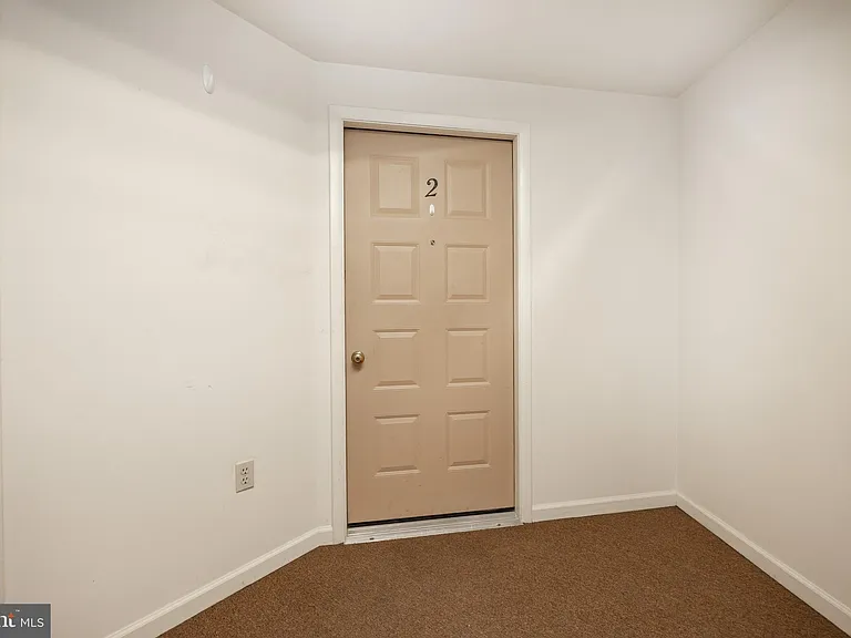 3183 Main St #2 — Photo 4