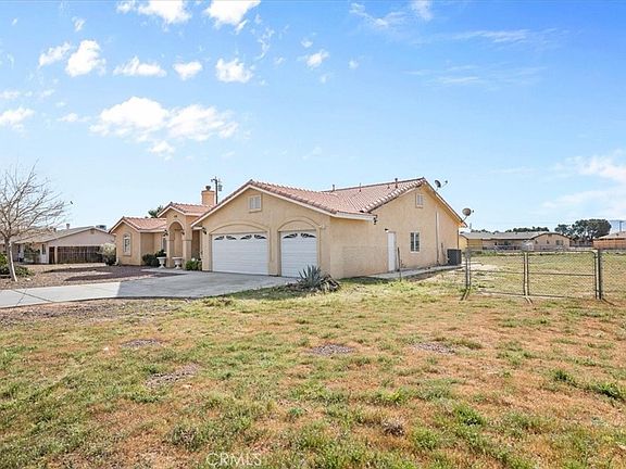 3rd image of 15833 Sago Rd