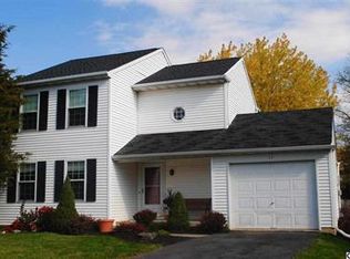 13 Briarwood Ct, Mechanicsburg, PA