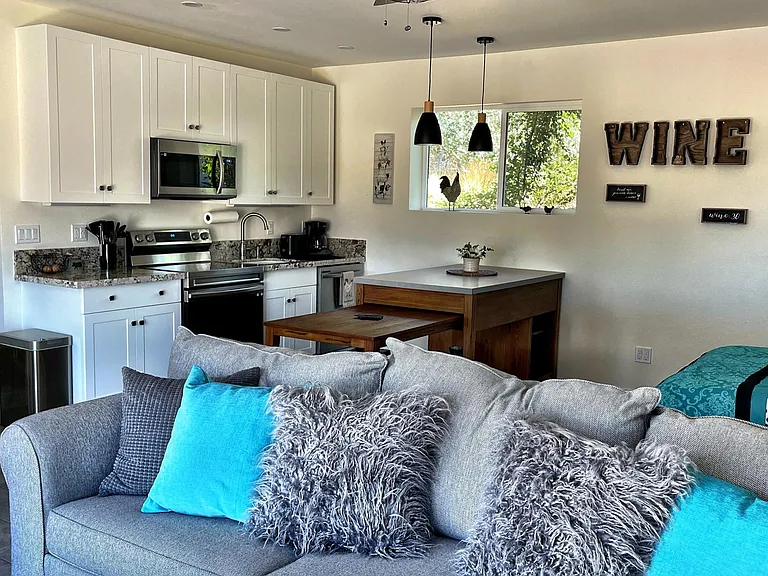 38300 Mesa Rd #2 — Photo 31