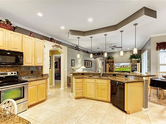 3rd image of 10008 Shortwood Ln