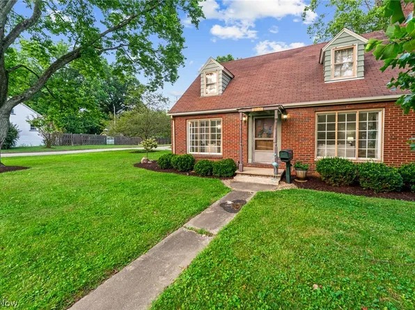 3605 Kiowa Rd, Youngstown, OH 44511